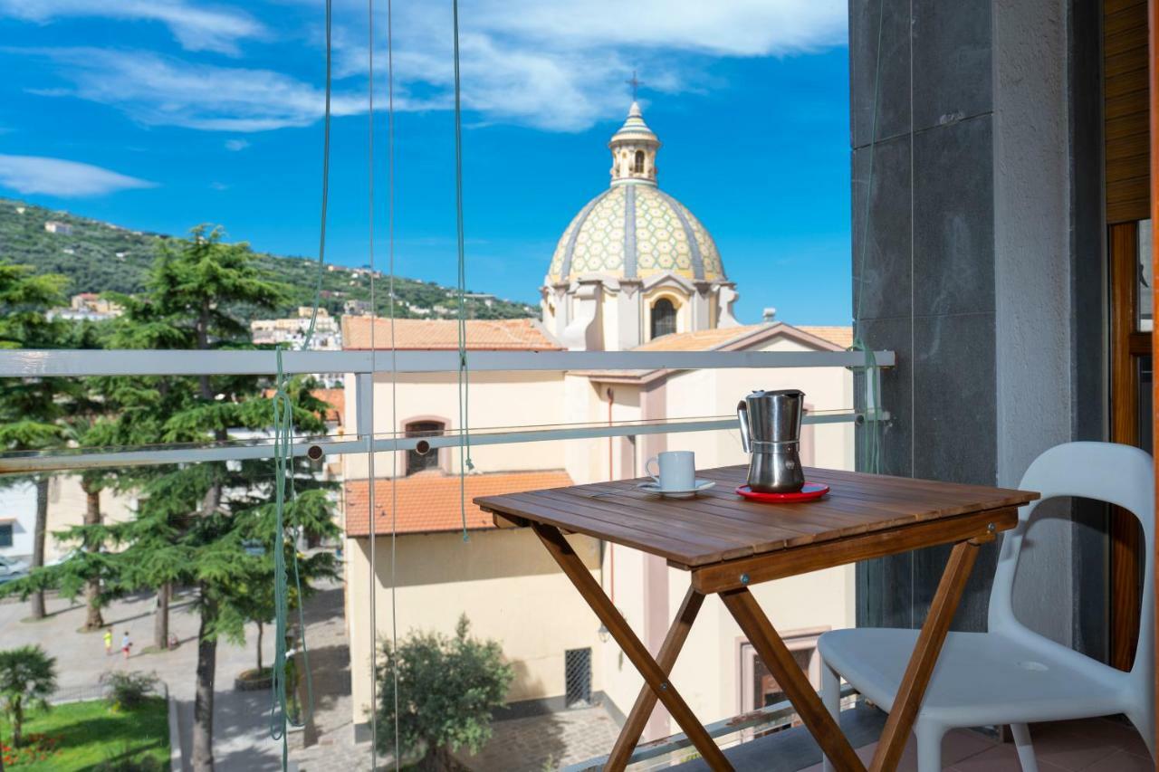 Il Campanile Villa Vico Equense Exteriör bild